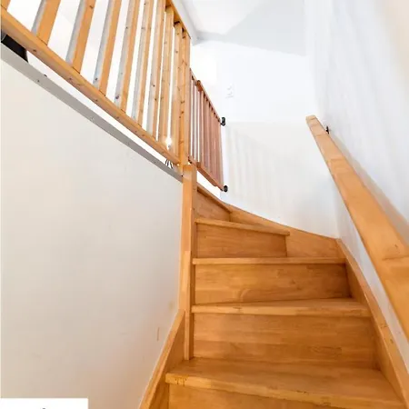 Lenvol Sehloue Apartment *